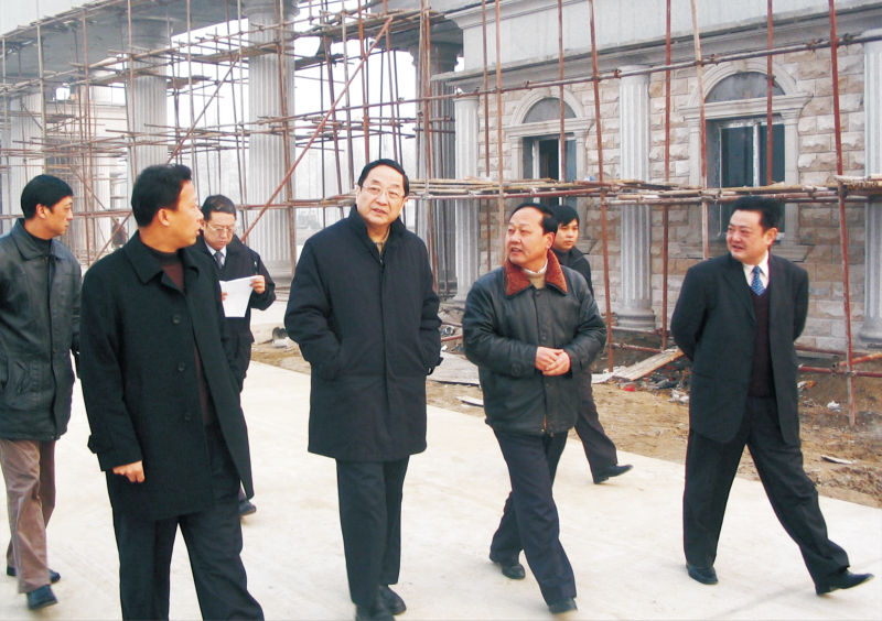 2005年1月14日，中共中央政治局委員、湖北省委書記俞正聲來公司調(diào)研